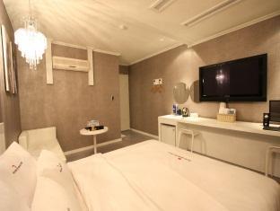 Hotel 7 Seven Hertz Siheung Dış mekan fotoğraf