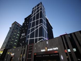 Hotel 7 Seven Hertz Siheung Dış mekan fotoğraf
